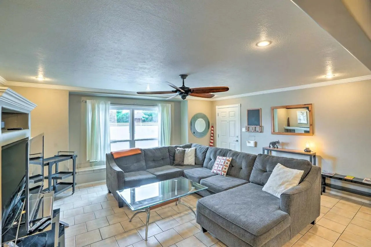 Charming Scottsdale Gem Less Than 1 Mi To Old Town! USA