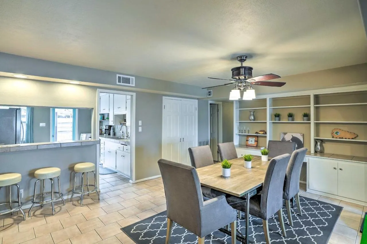 Charming Scottsdale Gem Less Than 1 Mi To Old Town! USA