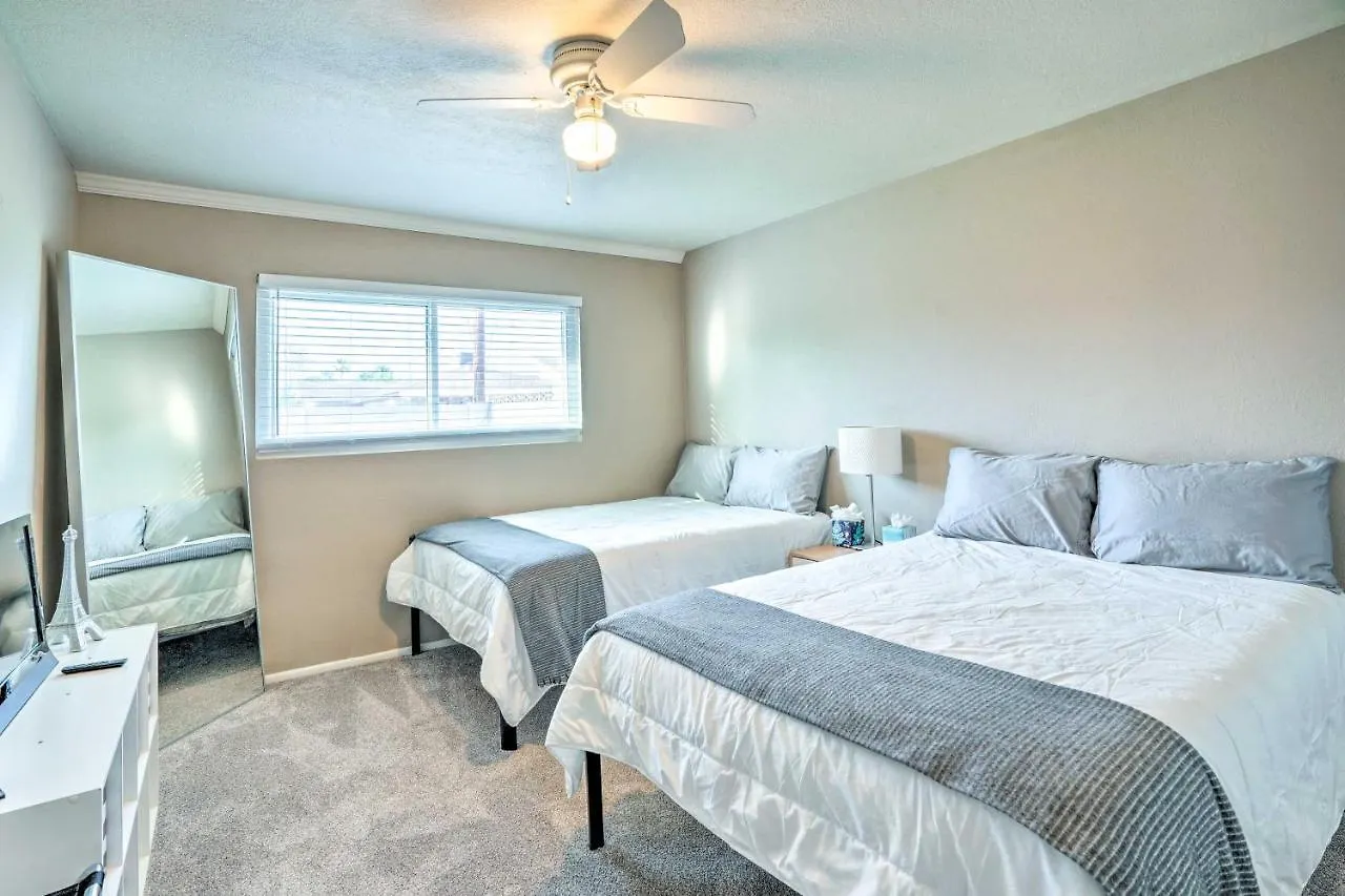 Charming Scottsdale Gem Less Than 1 Mi To Old Town! Semesterbostad